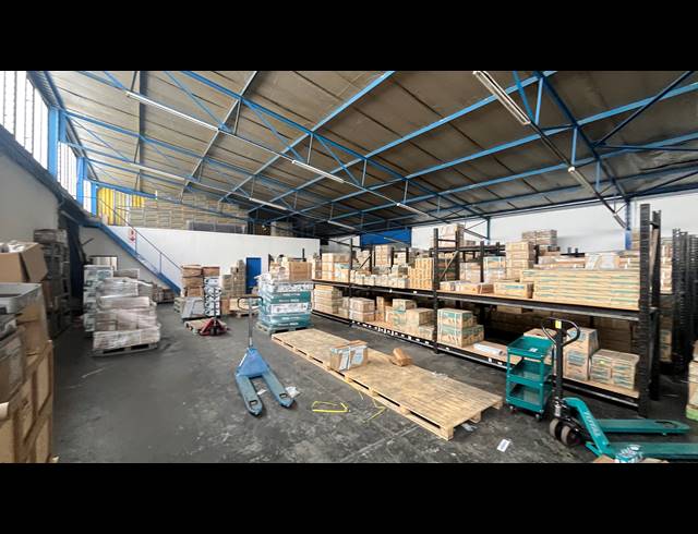 406M² WAREHOUSE TO LET IN SPARTAN